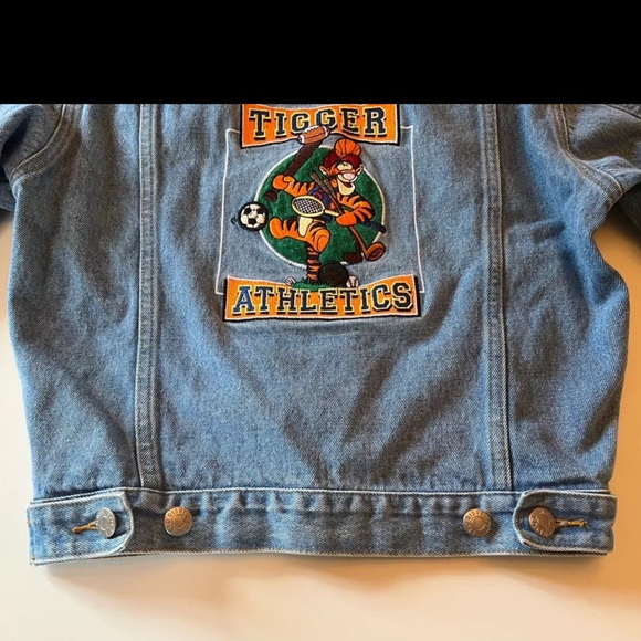 VTG Disney Tigger Athletics Light Wash Jean Jacket Embroidered Logo Youth Med - Picture 10 of 12